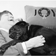 Image for article titled Your Morning Cry: Photos of People With Their Elderly Pets, Oh God